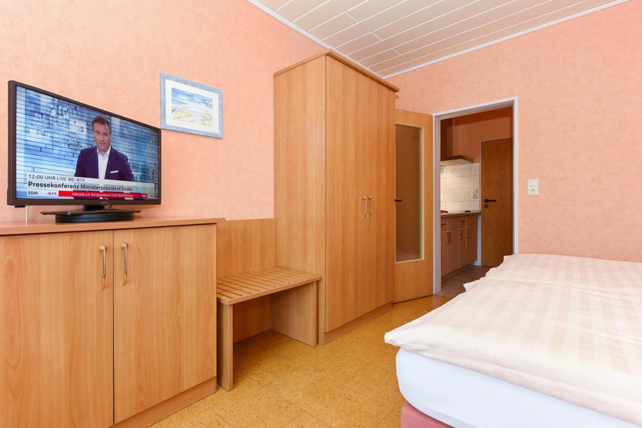 Hotel-Pension Altes Siel بينسيرسيال المظهر الخارجي الصورة
