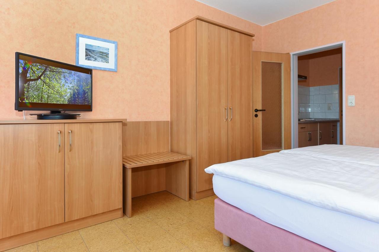 Hotel-Pension Altes Siel بينسيرسيال المظهر الخارجي الصورة