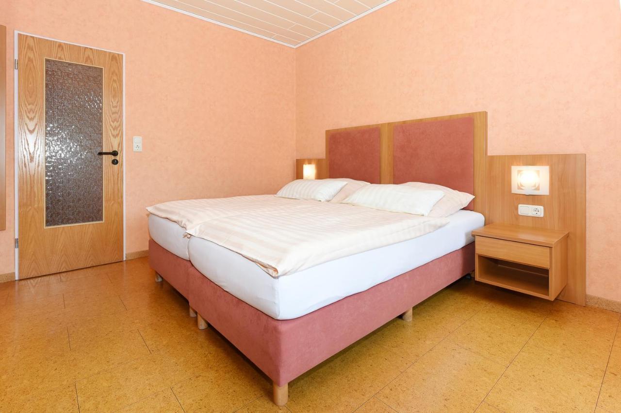 Hotel-Pension Altes Siel بينسيرسيال المظهر الخارجي الصورة