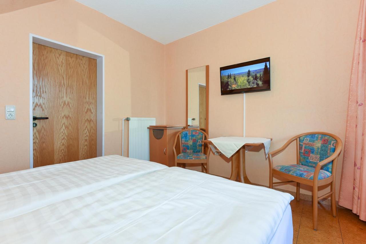 Hotel-Pension Altes Siel بينسيرسيال المظهر الخارجي الصورة