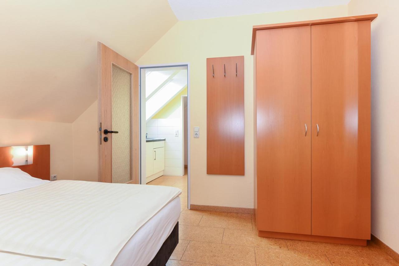 Hotel-Pension Altes Siel بينسيرسيال المظهر الخارجي الصورة
